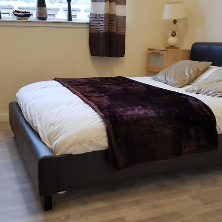 Great Western Road Studio With En Suite Glasgow Luaran gambar