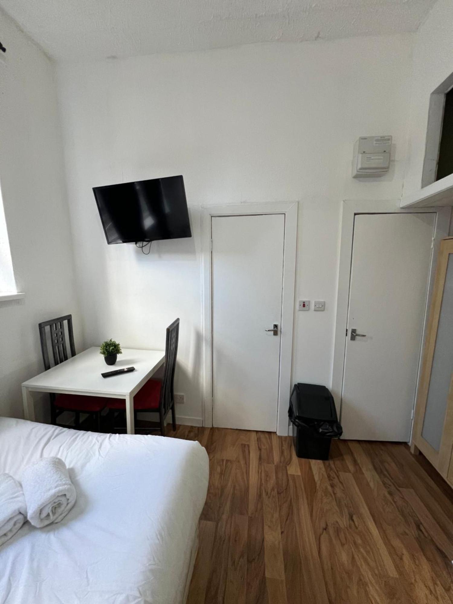 Great Western Road Studio With En Suite Glasgow Luaran gambar