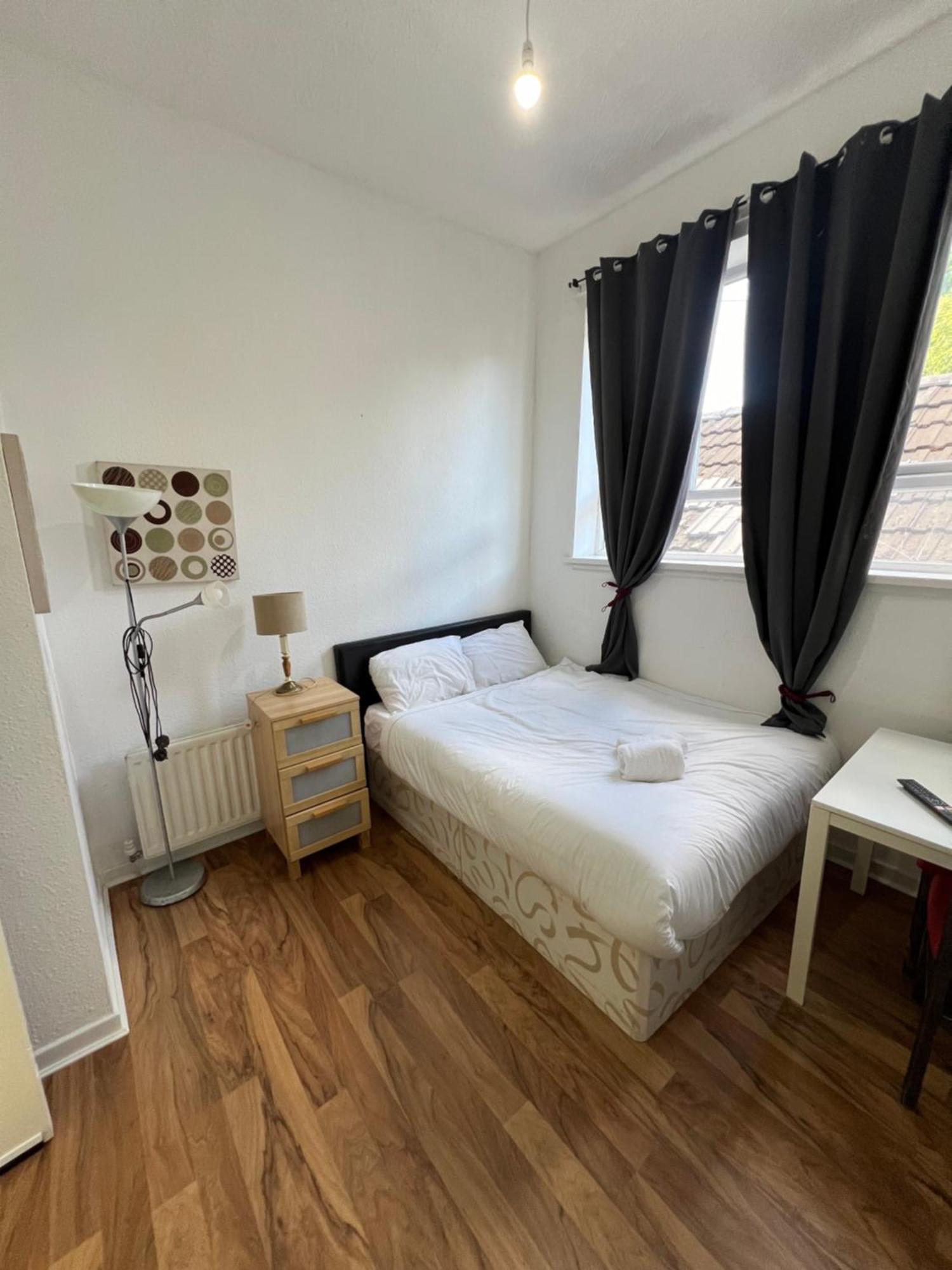 Great Western Road Studio With En Suite Glasgow Luaran gambar